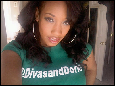 T-shirt Marketing as done by Christen of Divas and Dorks | Shetalksbiz.com